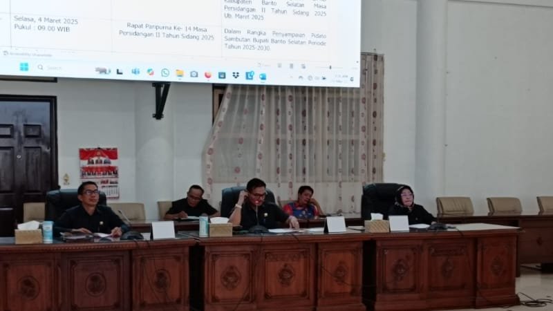 Ketua DPRD Barito Selatan, HM Farid Yusran saat memimpin rapat banmus (foto: BorneoToday/HBI)