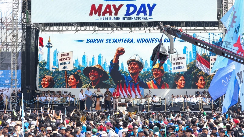 Presiden Prabowo Subianto menyampaikan pidato di hadapan ribuan pekerja saat peringatan Hari Buruh Internasional di Jakarta (May Day) 2026 (foto: LensaKabar/Biro Humas Kemnaker)